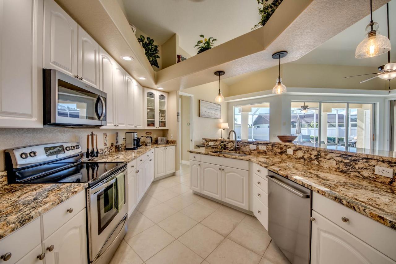 Villa-Haze, Lots Of Privacy, Solar & Electric Heated Pool And Spa Cape Coral Eksteriør billede